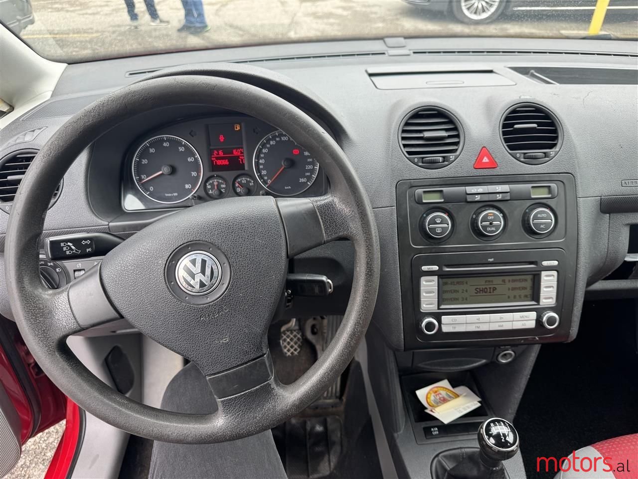 2008' Volkswagen Caddy photo #4