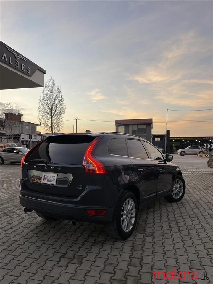2010' Volvo Xc 60 photo #1