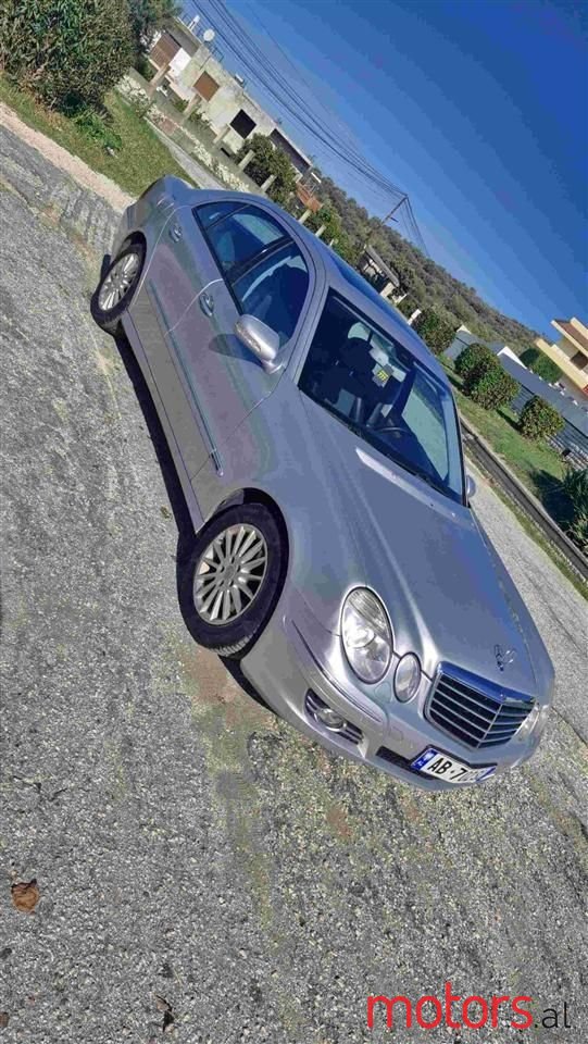 2007' Mercedes-Benz E 220 photo #4