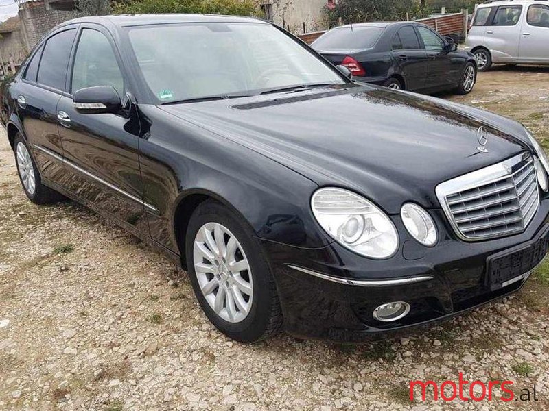 2007' Mercedes-Benz E 200 photo #1