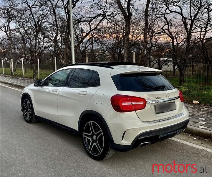 2017' Mercedes-Benz GLA 200 photo #5