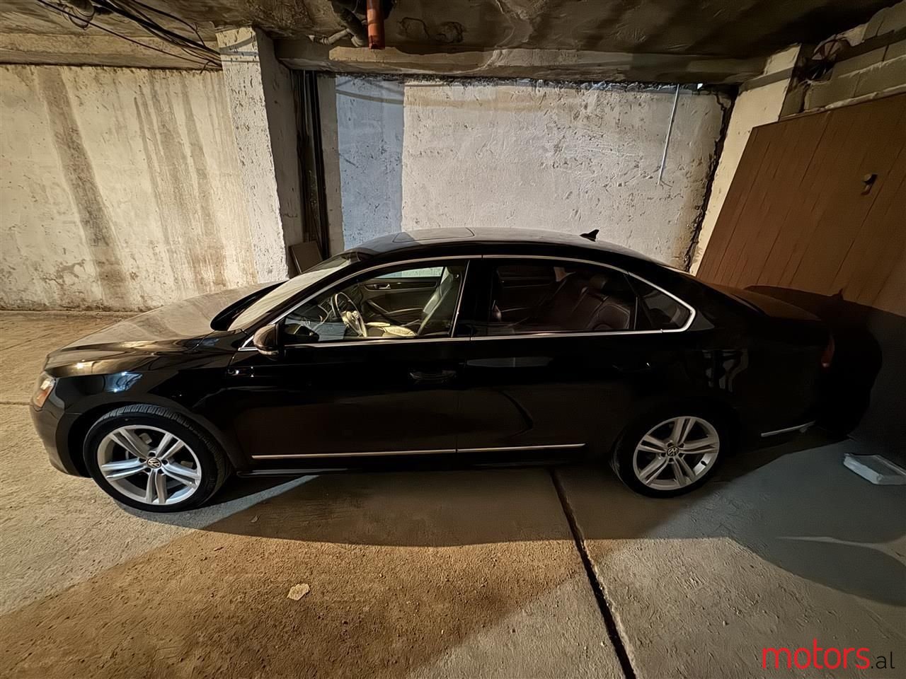 2014' Volkswagen Passat photo #6