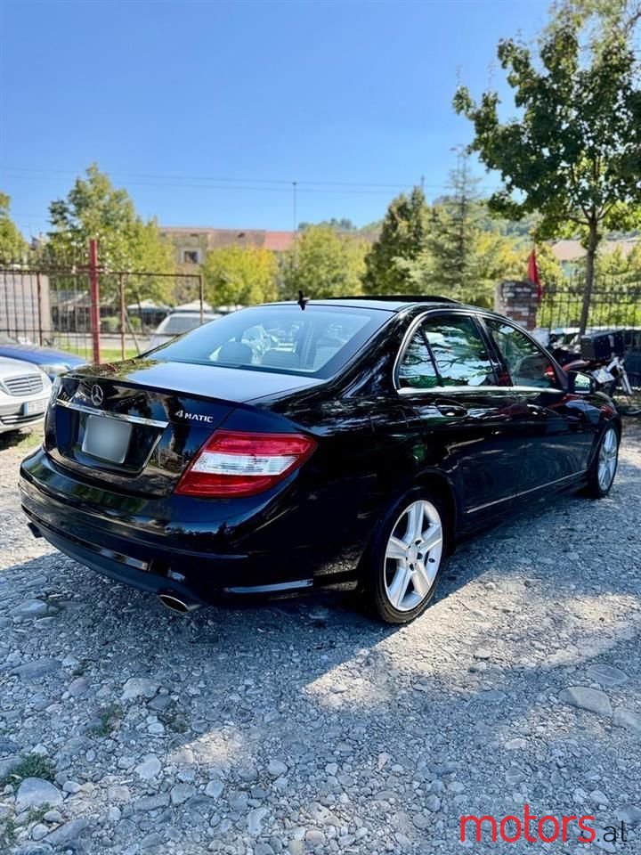 2010' Mercedes-Benz C 300 photo #3
