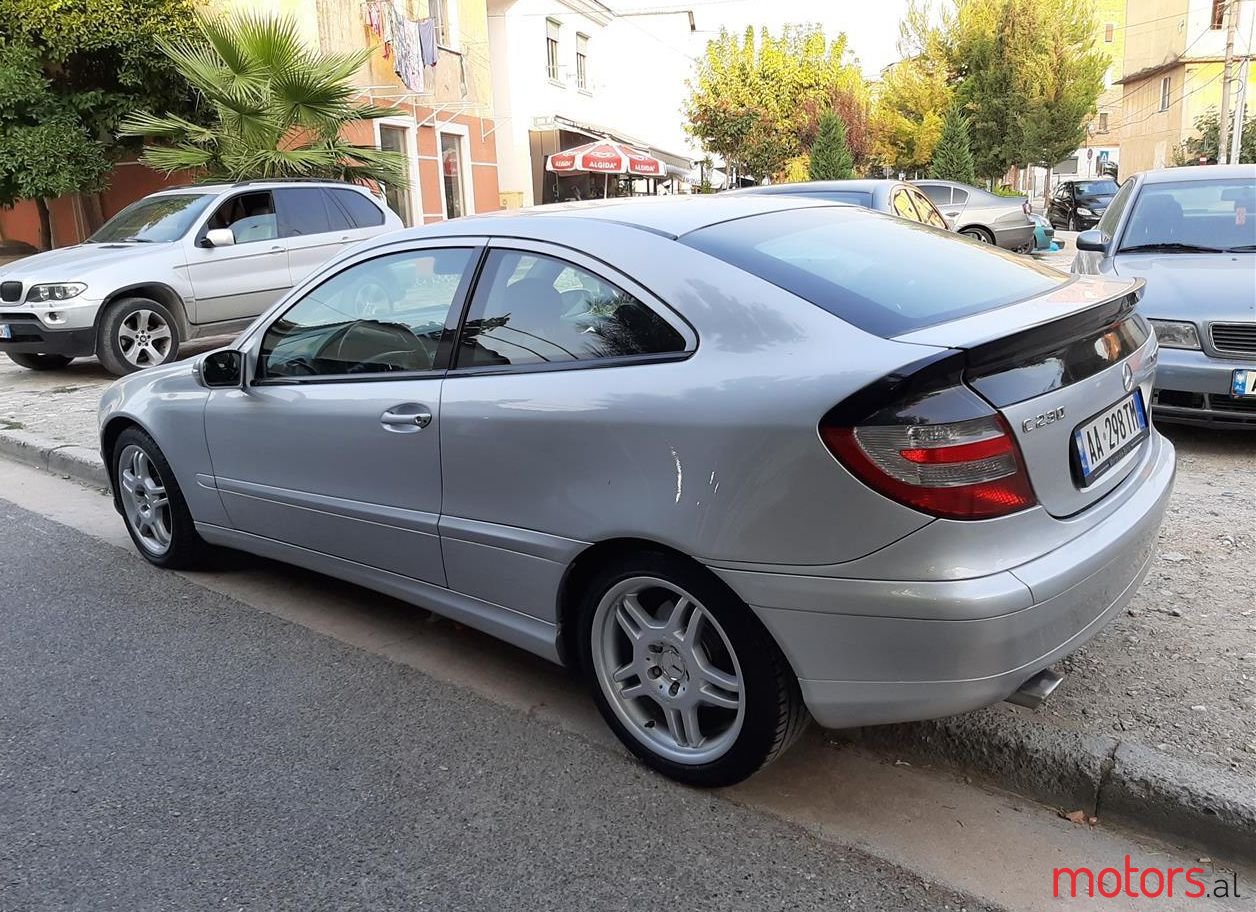 2006' Mercedes-Benz C 180 photo #1