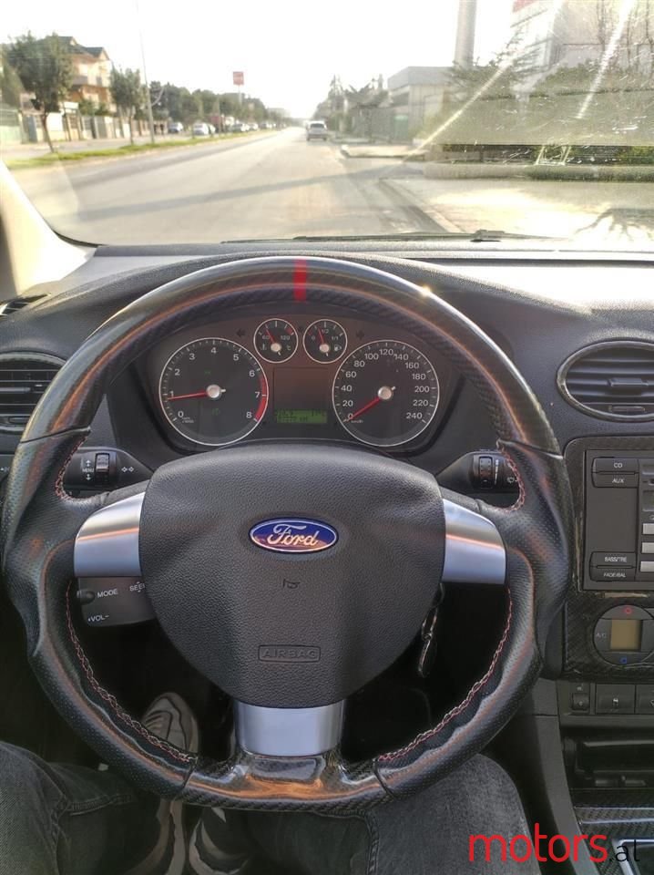 2007' Ford Focus photo #1