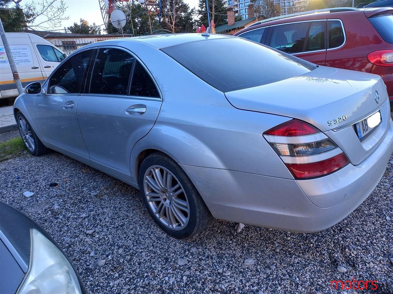 2006' Mercedes-Benz S 320 photo #1