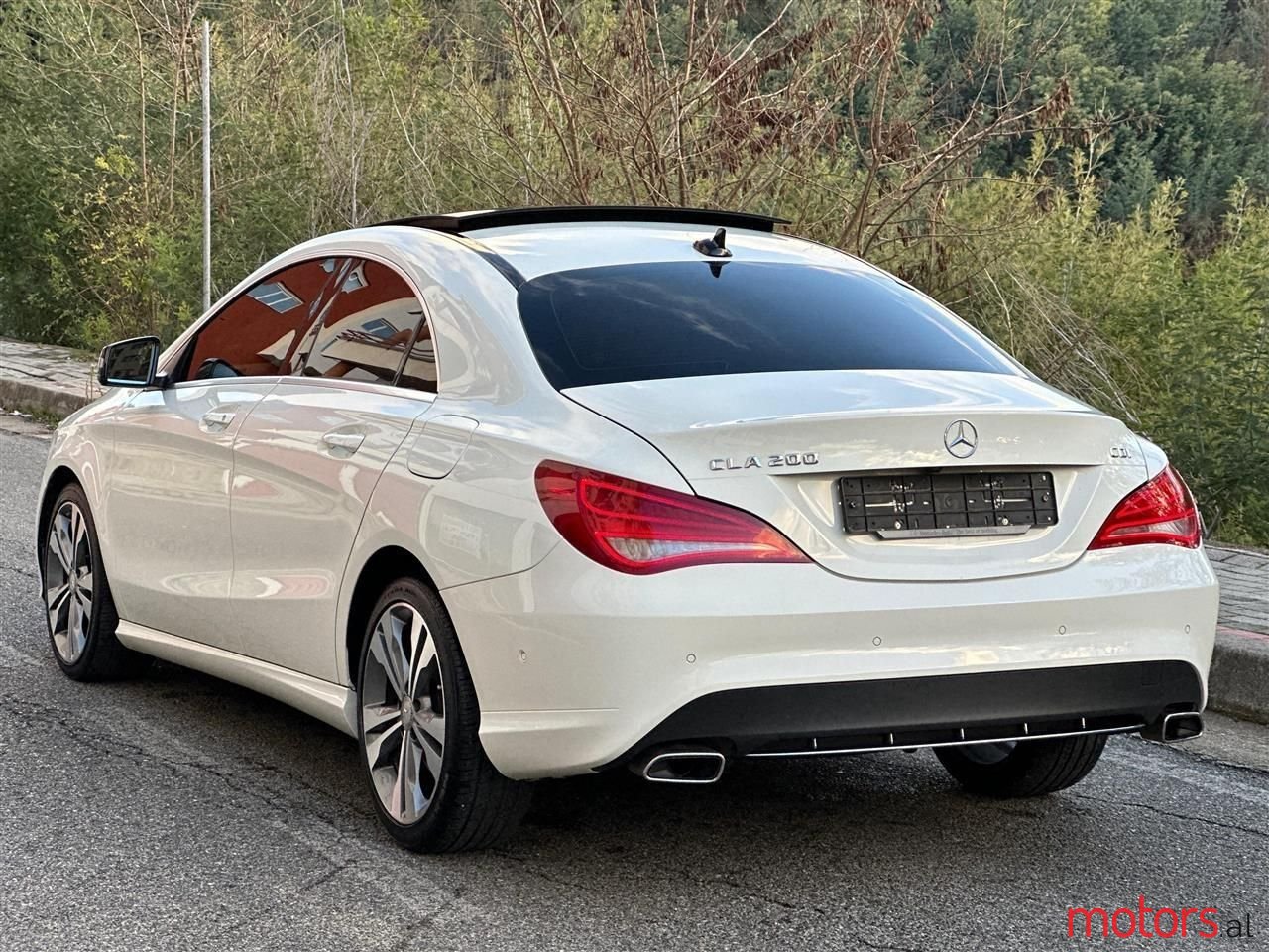 2015' Mercedes-Benz CLA 200 photo #4