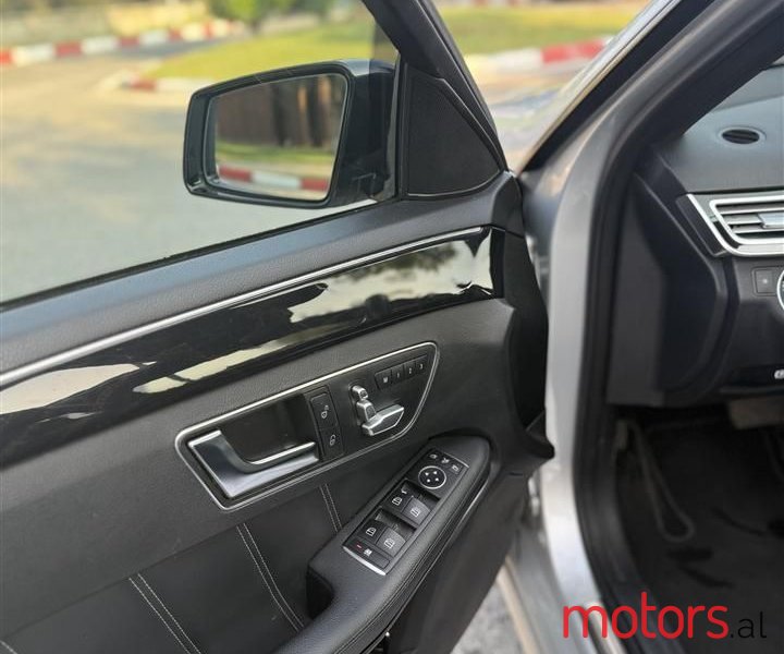 2016' Mercedes-Benz E 220 photo #6