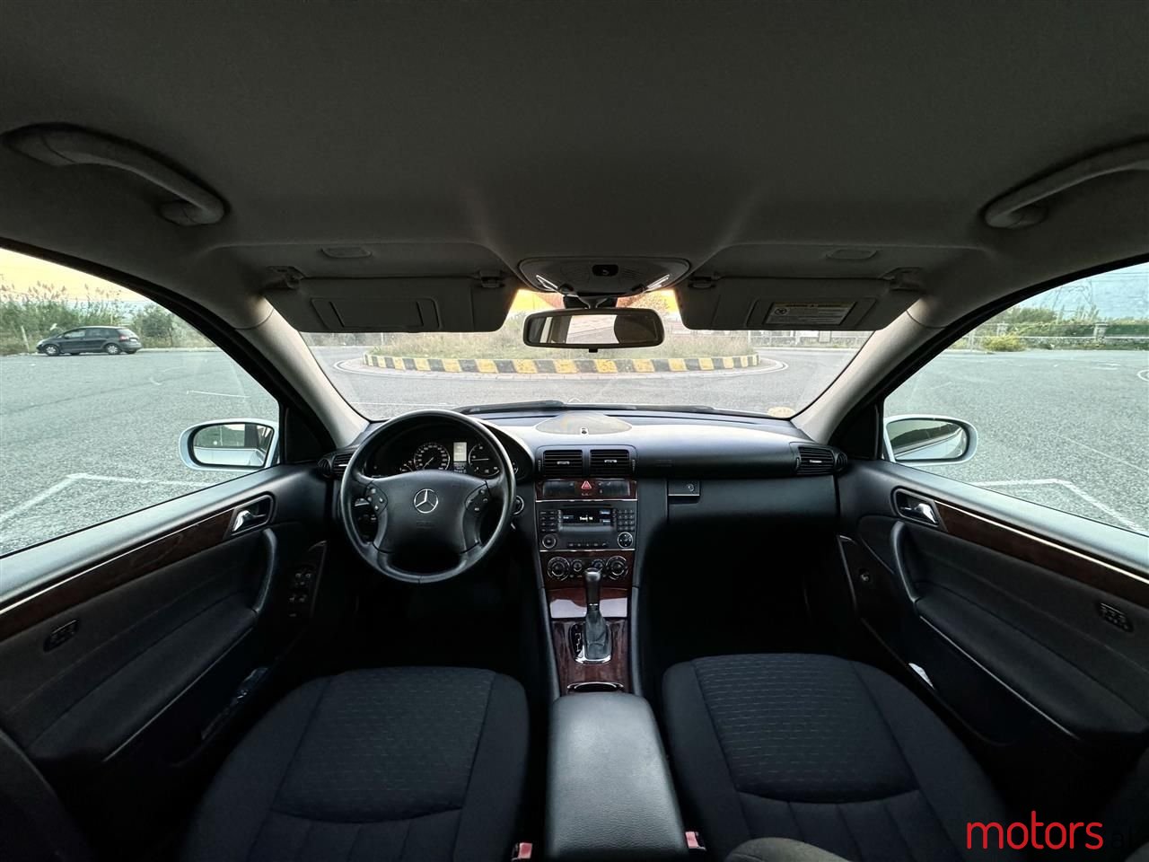 2005' Mercedes-Benz C 220 photo #3