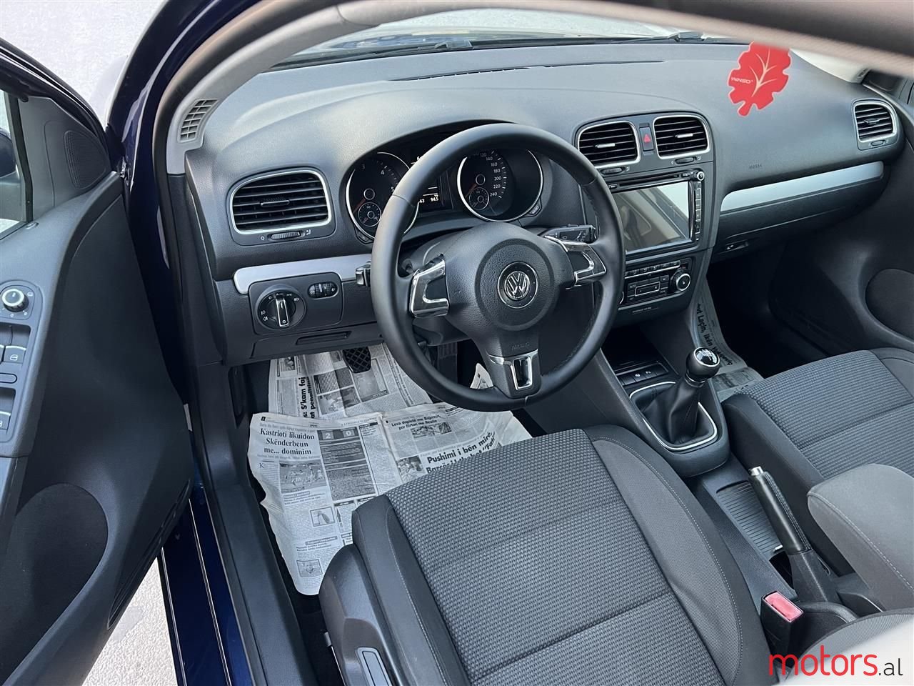 2010' Volkswagen Golf photo #4