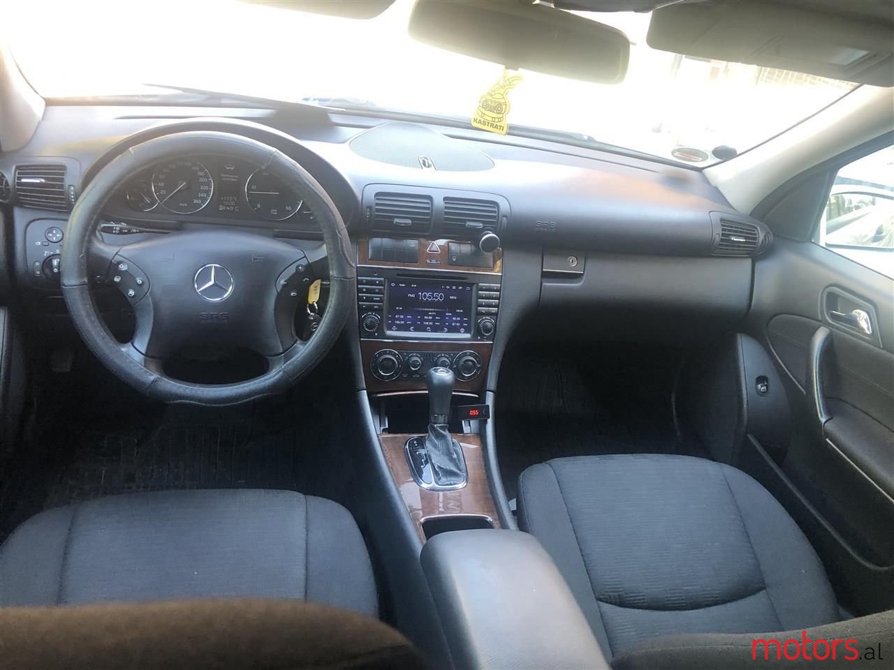 2006' Mercedes-Benz 220 photo #3