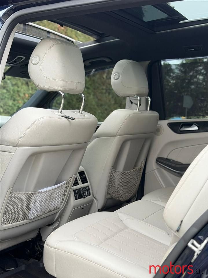 2013' Mercedes-Benz 350 photo #6