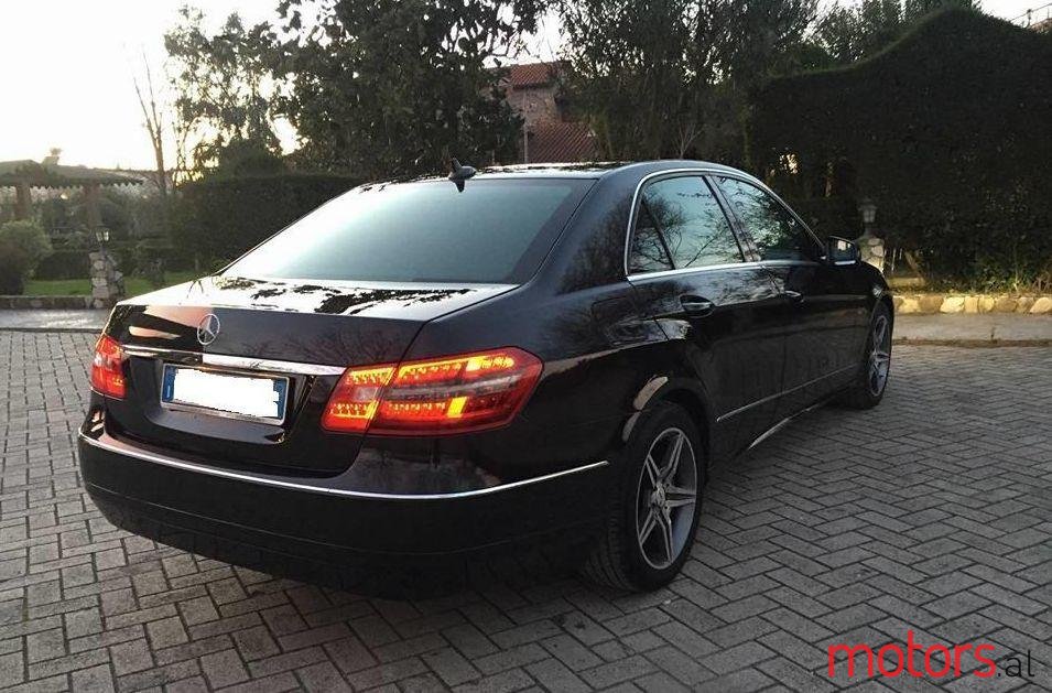 2010' Mercedes-Benz E 250 photo #1