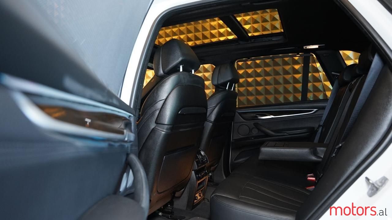 2016' BMW X5 photo #3