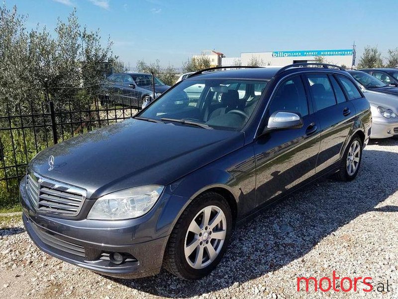 2008' Mercedes-Benz C 220 photo #2