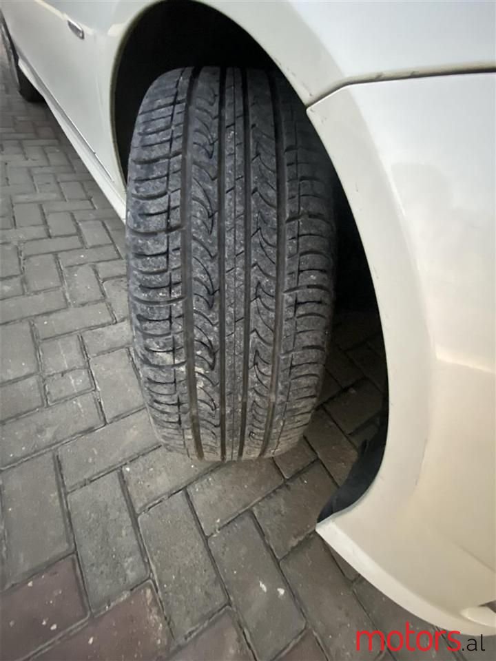 2012' Mercedes-Benz 220 photo #5