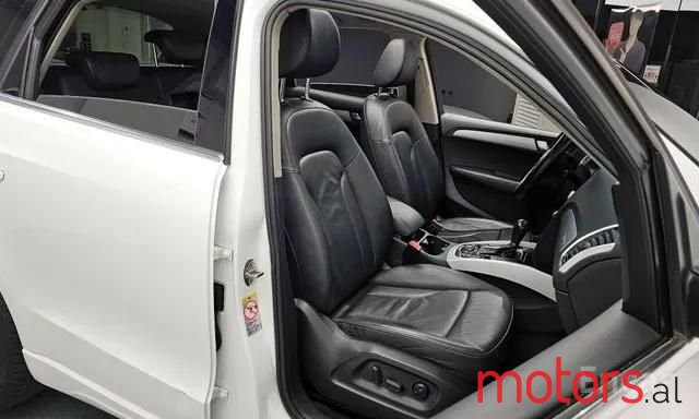 2012' Audi Q5 photo #5