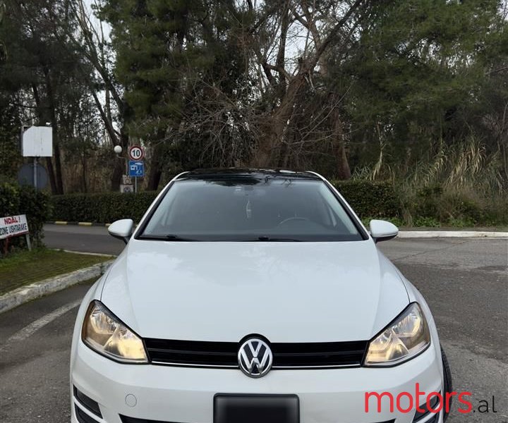 2016' Volkswagen Golf photo #1