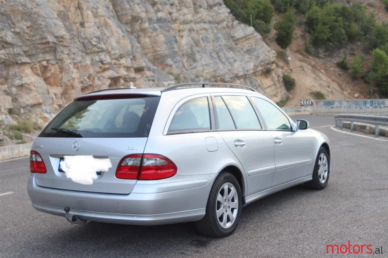 2007' Mercedes-Benz E 220 photo #3