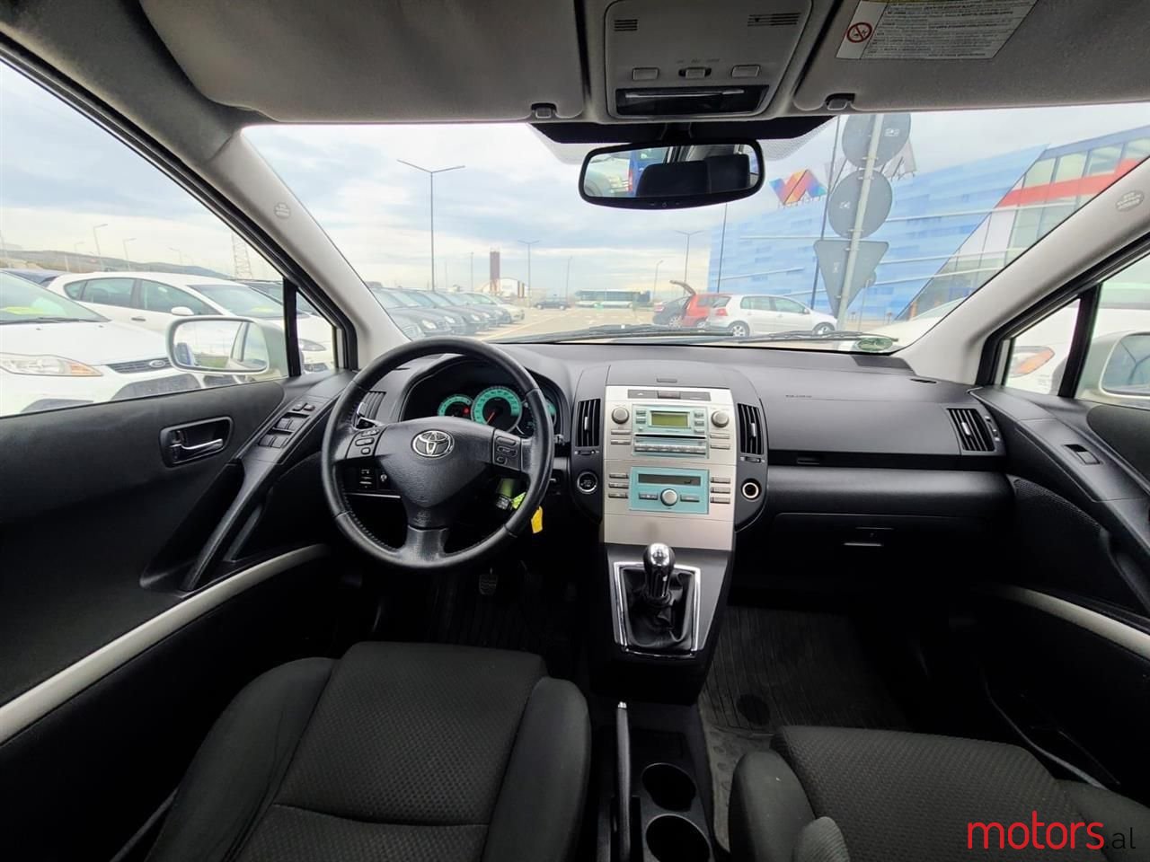 2005' Toyota Corolla Verso photo #6