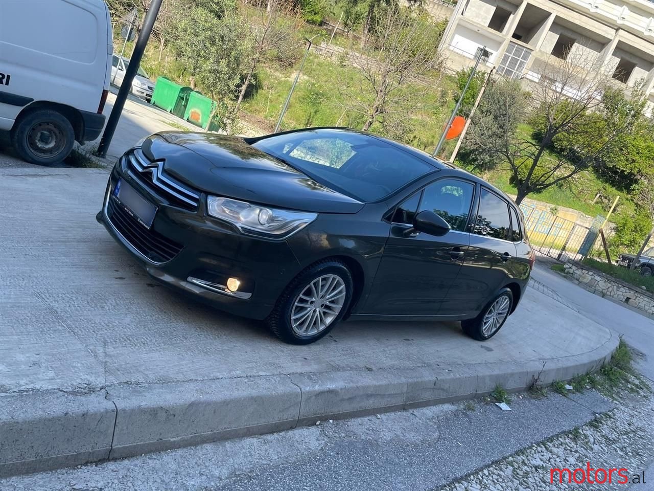 2011' Citroen C4 photo #6