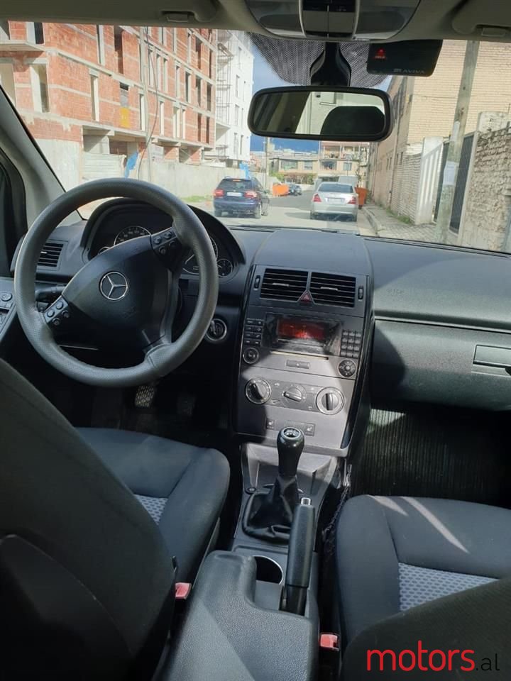 2007' Mercedes-Benz A 150 photo #6