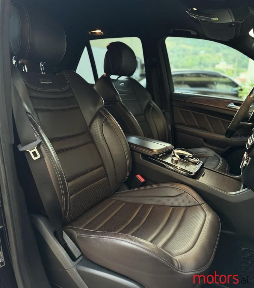 2017' Mercedes-Benz GLE 63 AMG photo #6