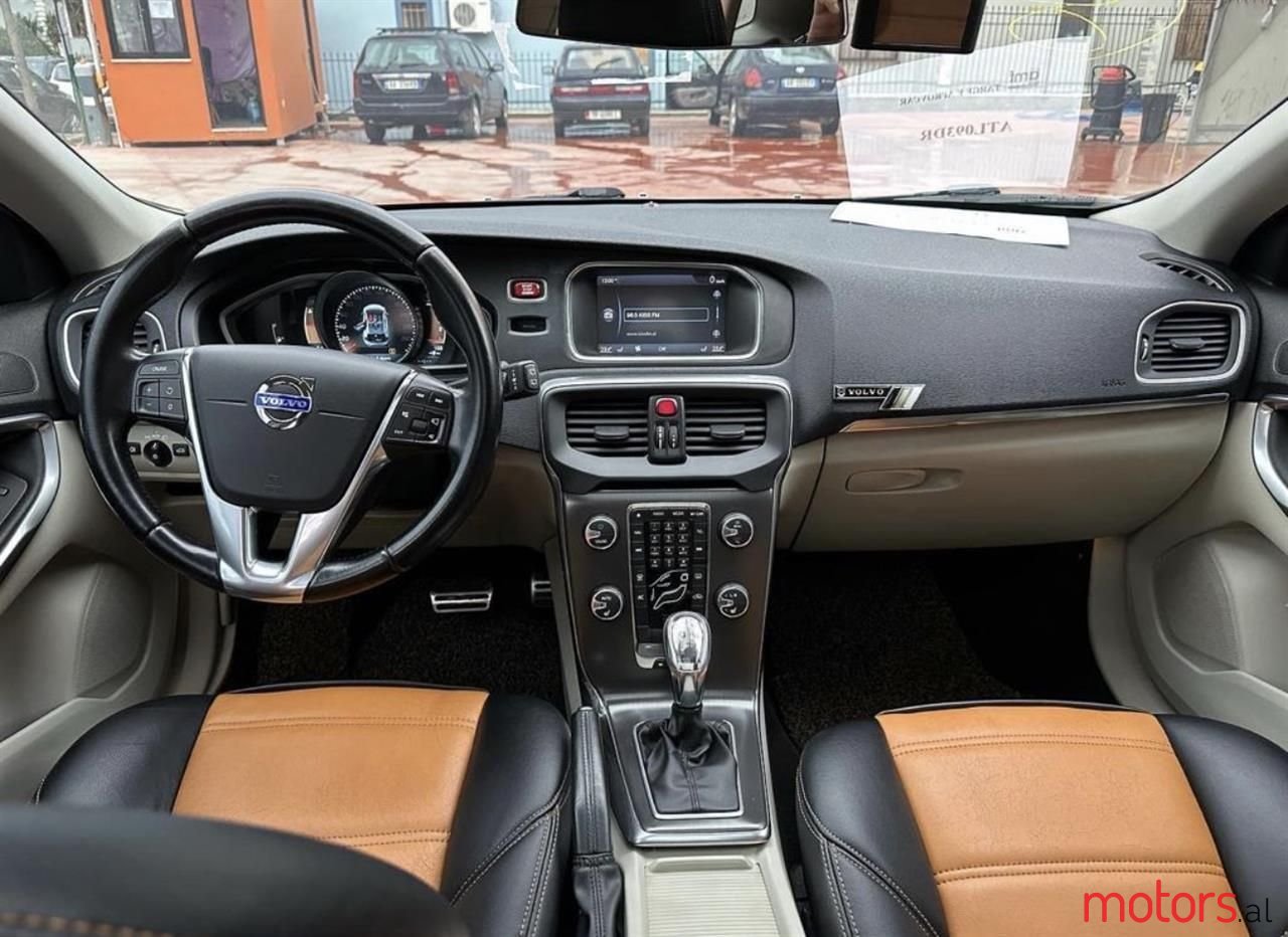 2013' Volvo V40 photo #4