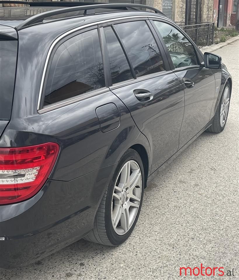 2012' Mercedes-Benz C 220 photo #4