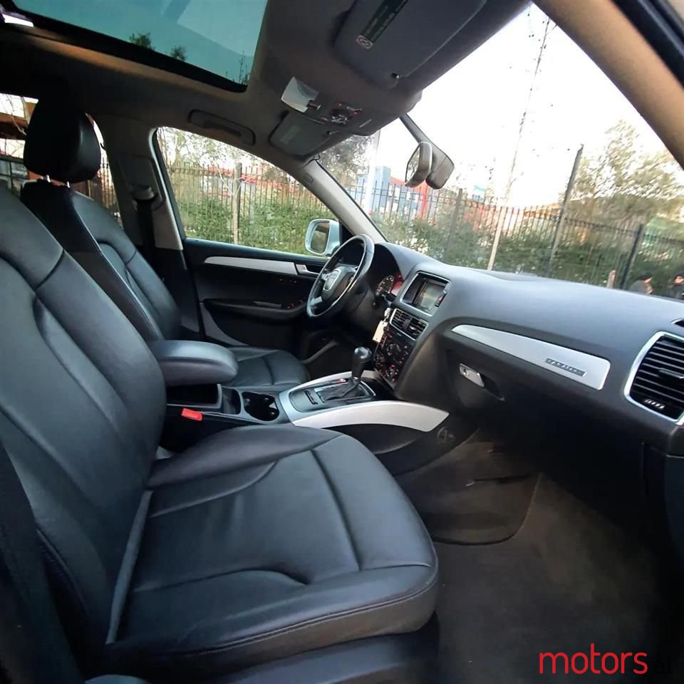 2012' Audi Q5 photo #5