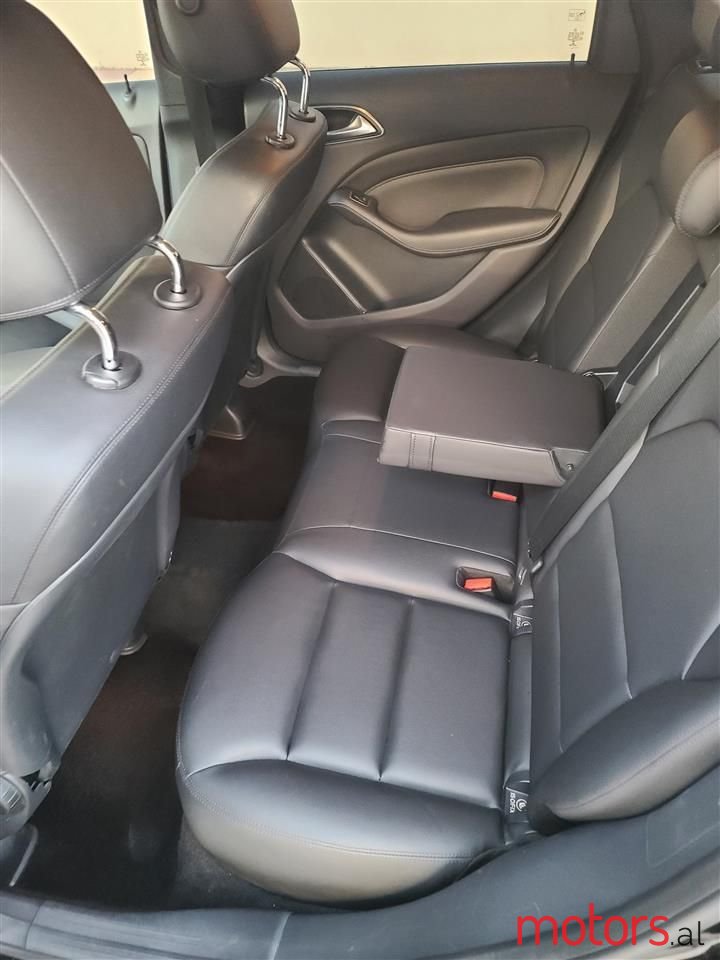 2013' Mercedes-Benz B 250 photo #4