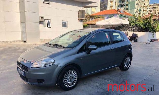 2007' Fiat Grande photo #1