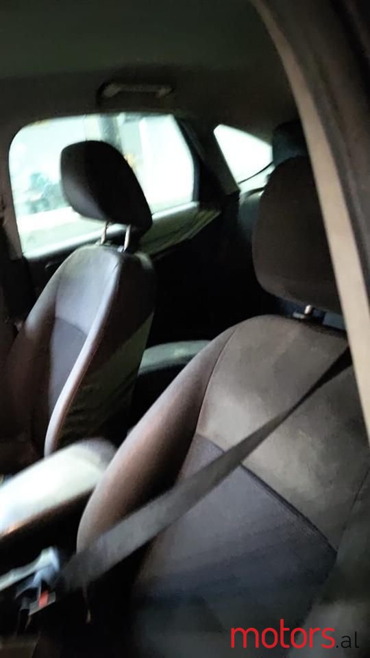 2008' Ford Focus photo #3