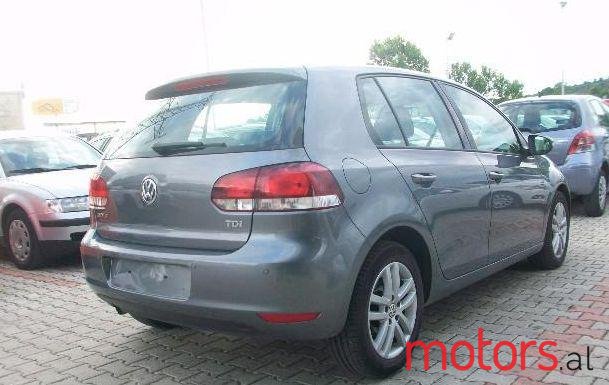 2009' Volkswagen Golf photo #1