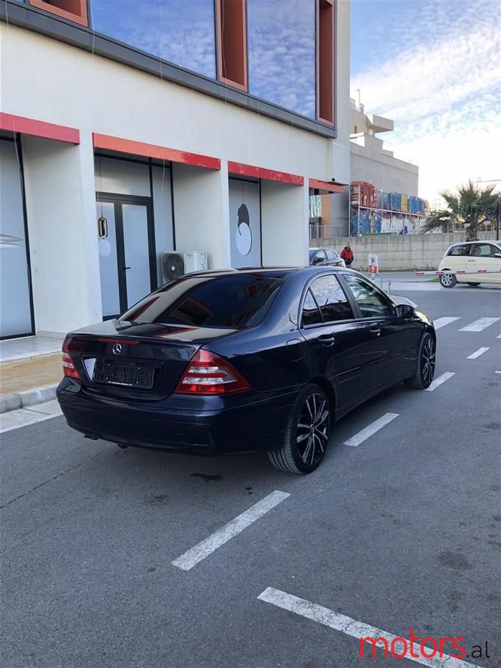 2005' Mercedes-Benz C 200 photo #5