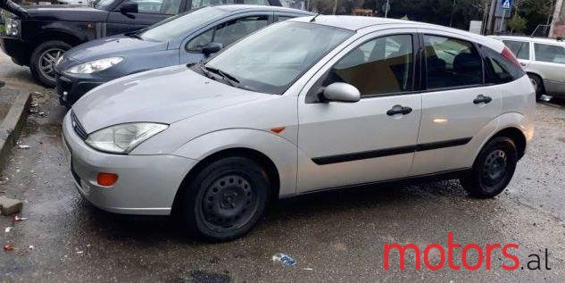 2002' Ford Focus photo #1