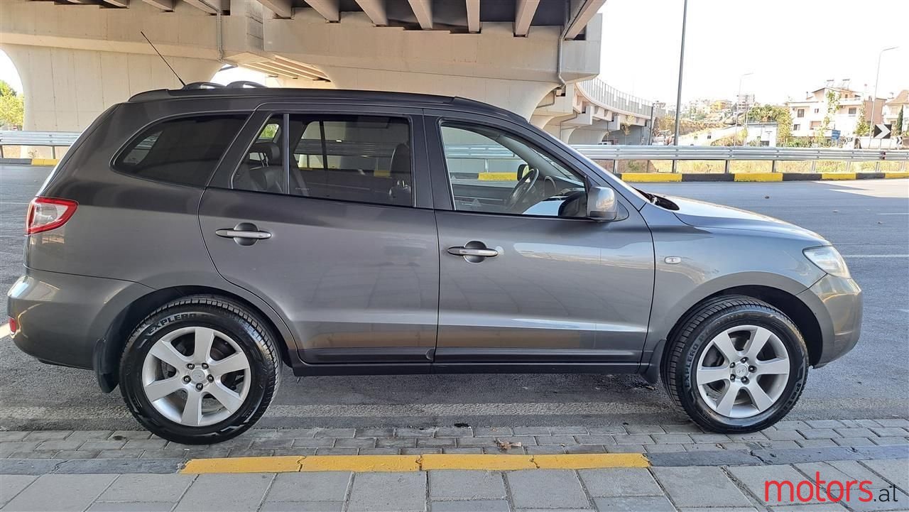 2008' Hyundai Santa Fe photo #6