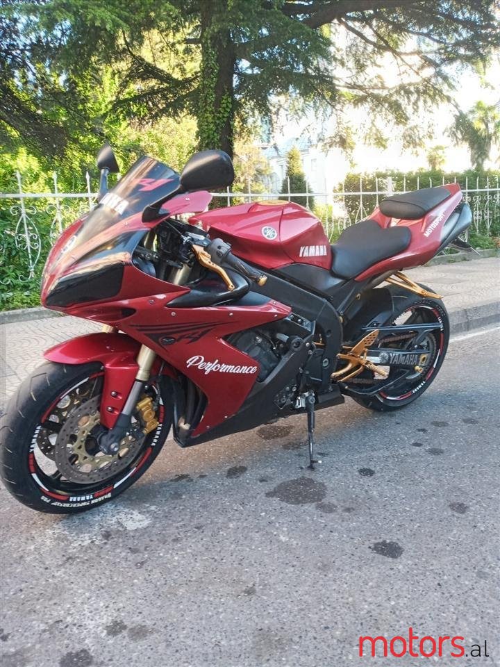 2009' Yamaha R1 photo #1