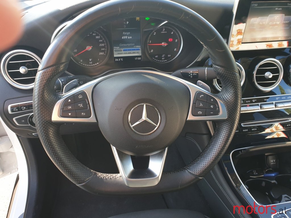 2016' Mercedes-Benz GLC 250 photo #1