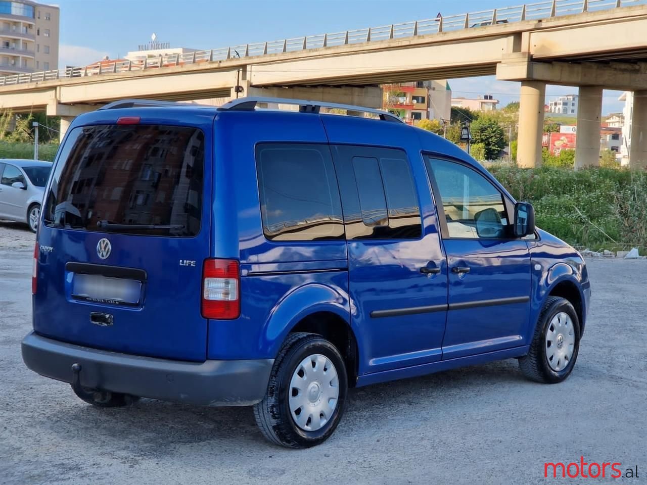 2006' Volkswagen Caddy photo #2