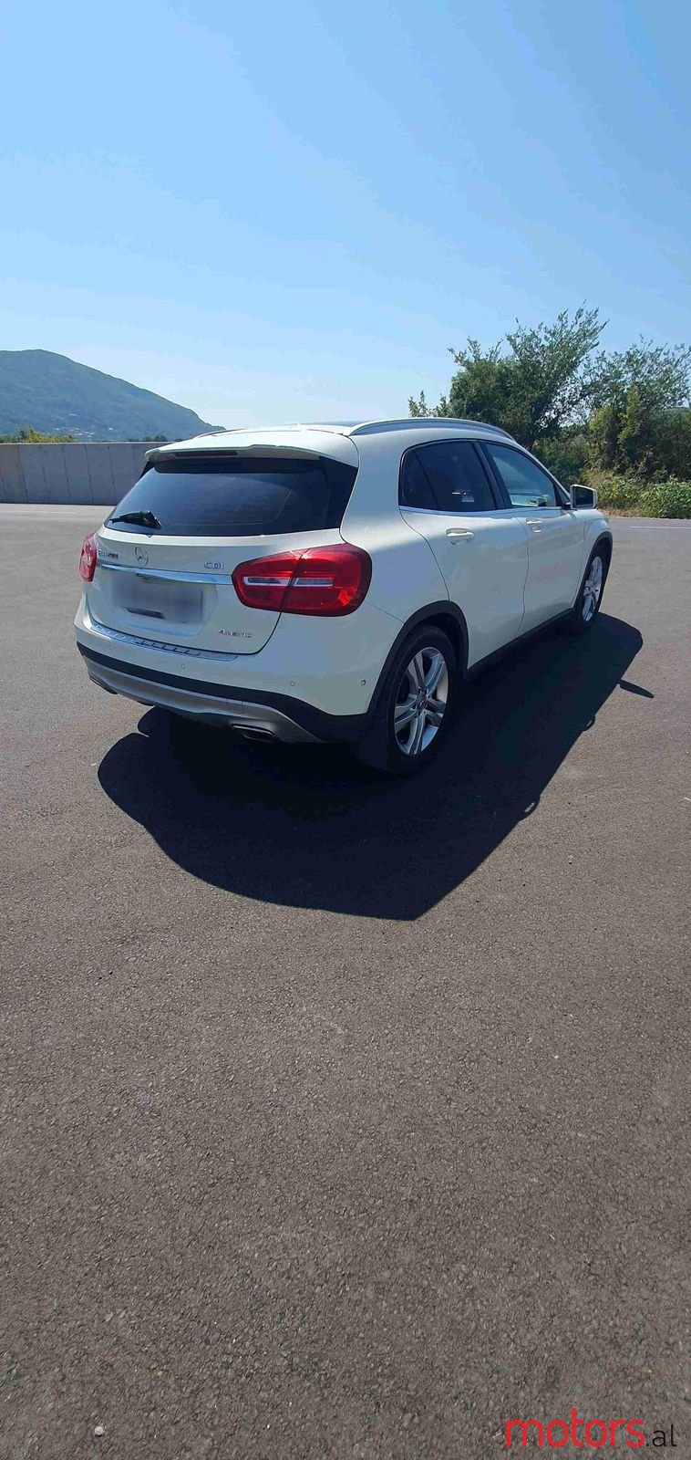 2015' Mercedes-Benz GLA 200 photo #3