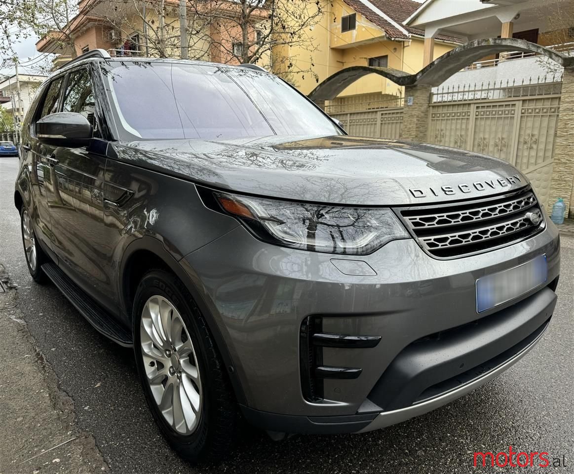 2017' Land Rover Discovery photo #4
