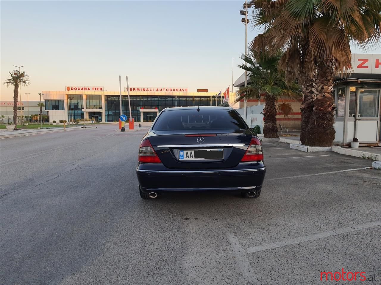 2006' Mercedes-Benz E 280 photo #3