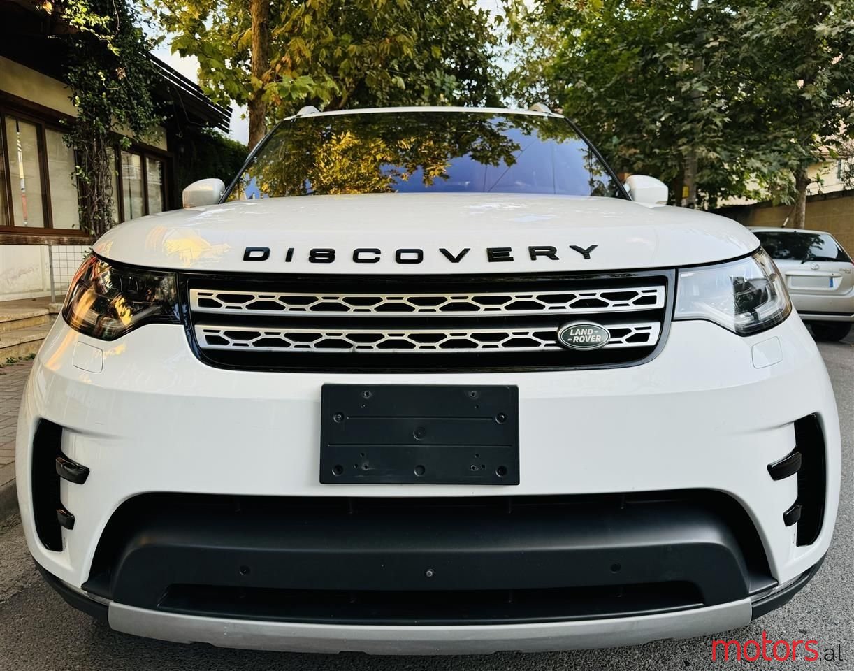 2017' Land Rover Discovery photo #1