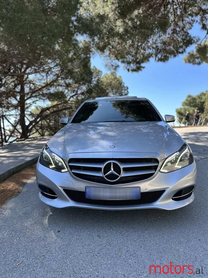 2014' Mercedes-Benz E 220 photo #5