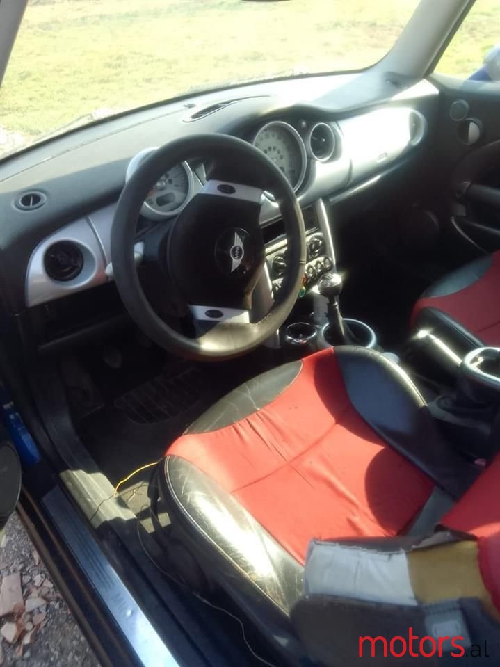 2004' MINI Cooper S photo #1