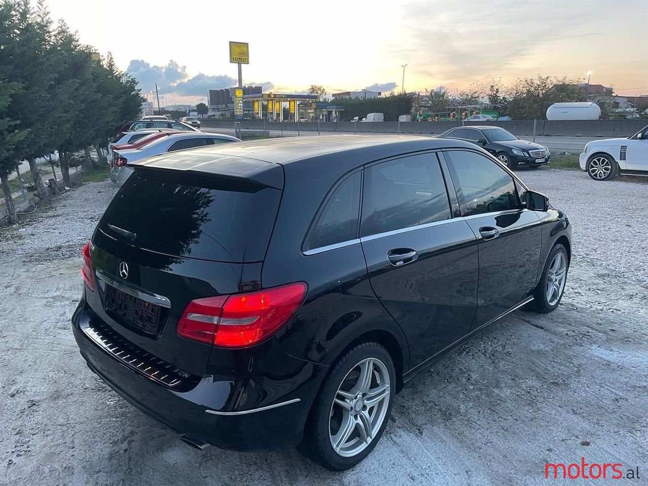 2013' Mercedes-Benz B 250 photo #2