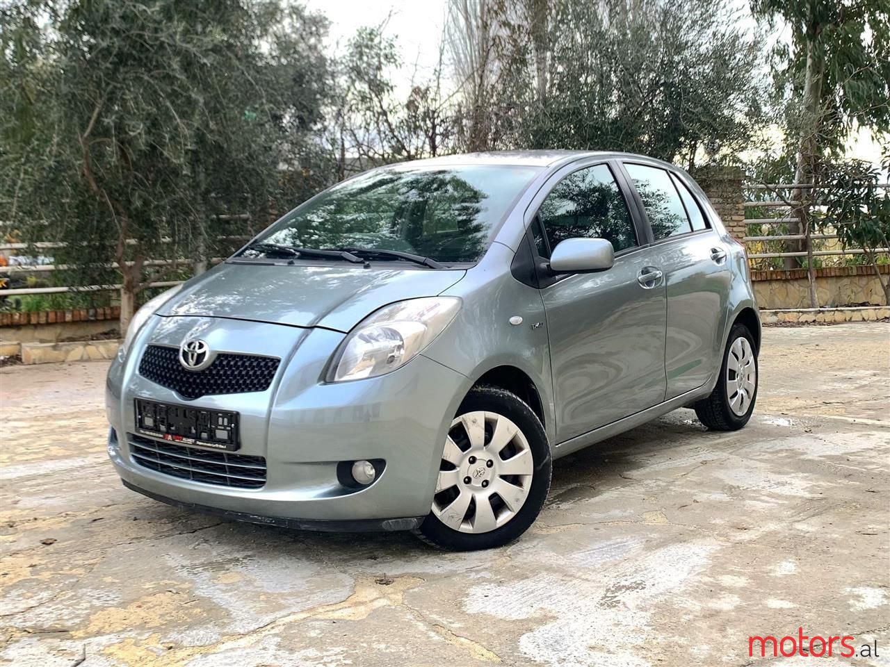 2007' Toyota Yaris photo #1