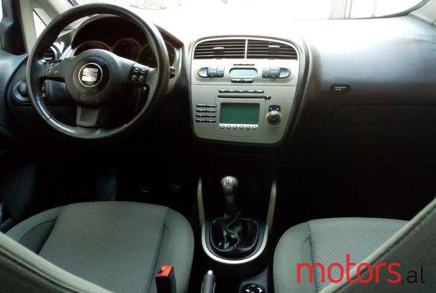 2005' SEAT Altea photo #1
