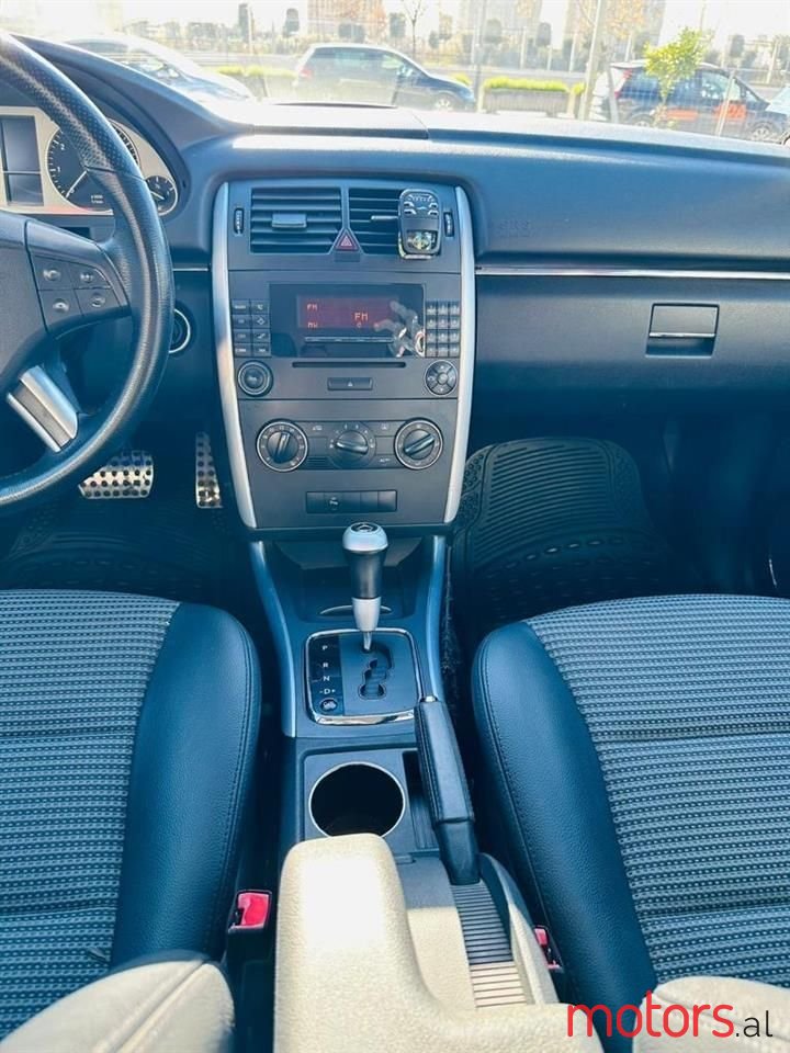 2006' Mercedes-Benz B 170 photo #2